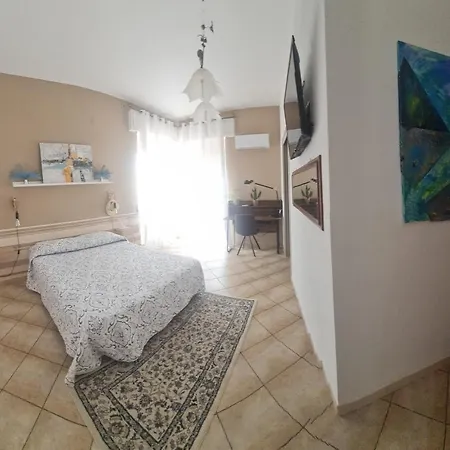 In Centro Con Parcheggio Privato Apartment