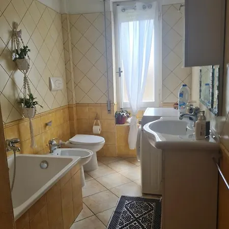 Apartment In Centro Con Parcheggio Privato *